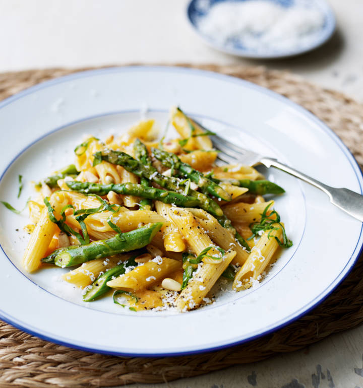 Asparagus carbonara recipe Sainsbury`s Magazine